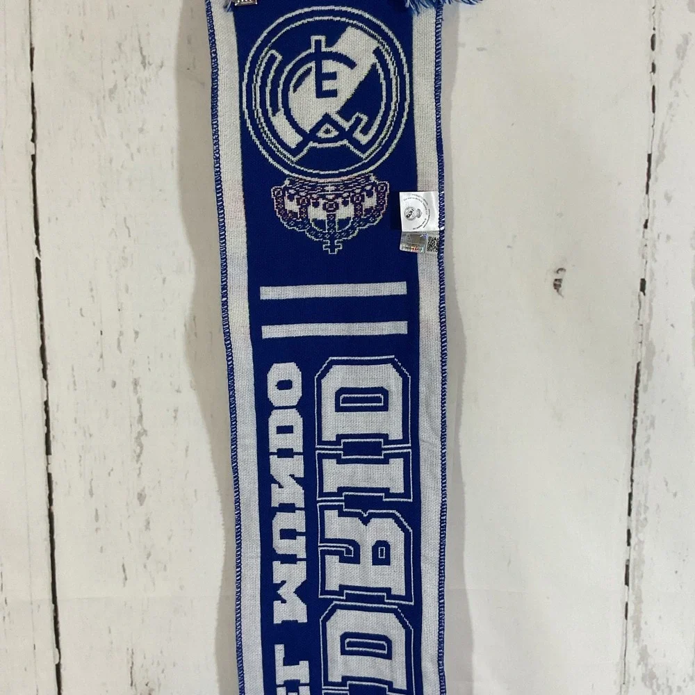 Real Madrid CF Official Soccer Futbol Knit Scarf El Mejor Club Del Mundo Spain